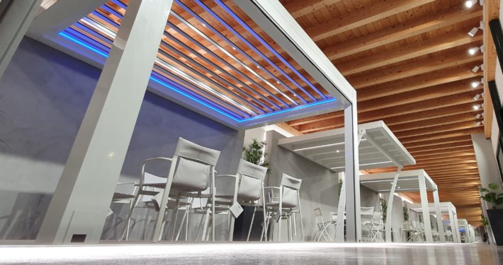 Innovatec Design showroom pergola