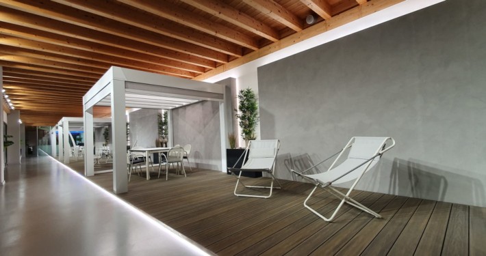 Innovatec Design showroom pergola